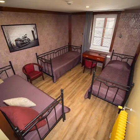 Inn Aleksandri